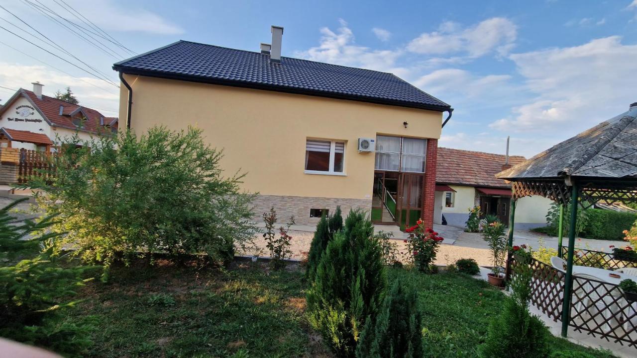 Inna Apartman Hévíz Exteriör bild